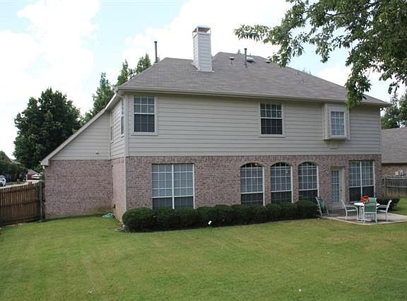 2nd image of 1512 Orchid Ct
