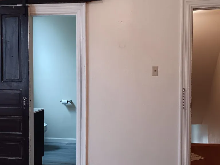 805 N 2nd St #2 — Photo 5