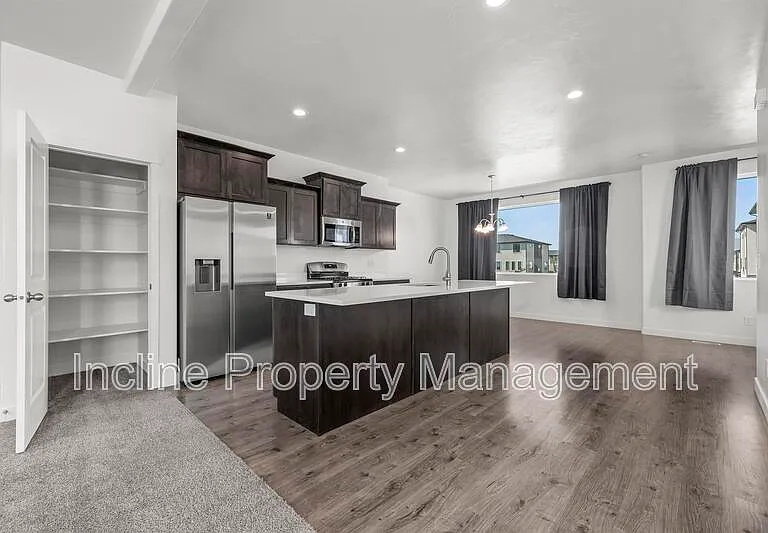 407 S Meadow Garden Rd — Photo 8