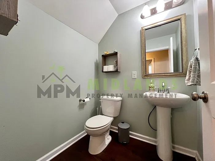 612 Calypso Ct — Photo 13