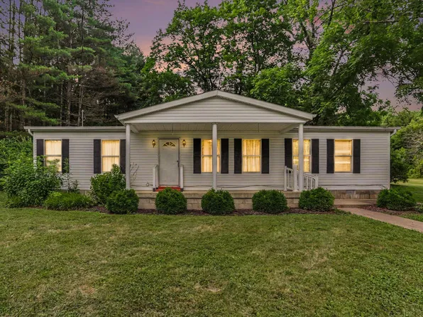 17563 Buckingham Rd, Logan, OH 43138