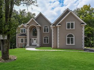 25 Winding Ln, Central Valley, NY 10917