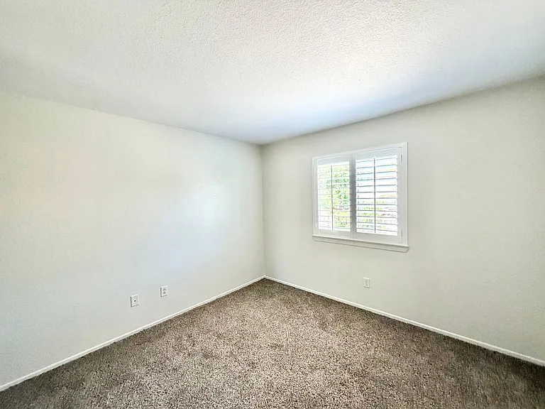 46383 Vianne Ct — Photo 21
