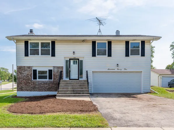 1795 Kent Rd, Hoffman Estates, IL 60169