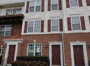 2497 Angeline Dr APT 101, Herndon, VA 20171