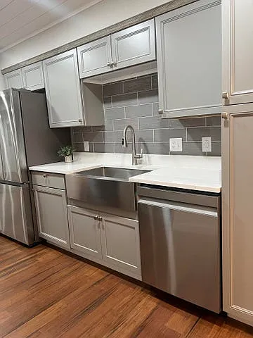 6442 Brookmead Cir — Photo 2