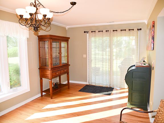 5th image of 34013 N White Oak Ln