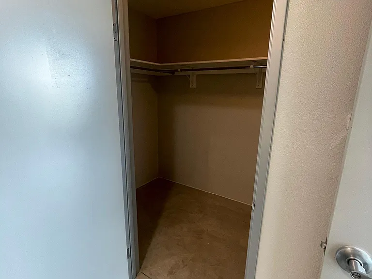 285 W 6th St #525 — Photo 13