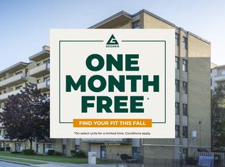 10 Ionview Rd #101, Toronto, ON M1K 2Z2