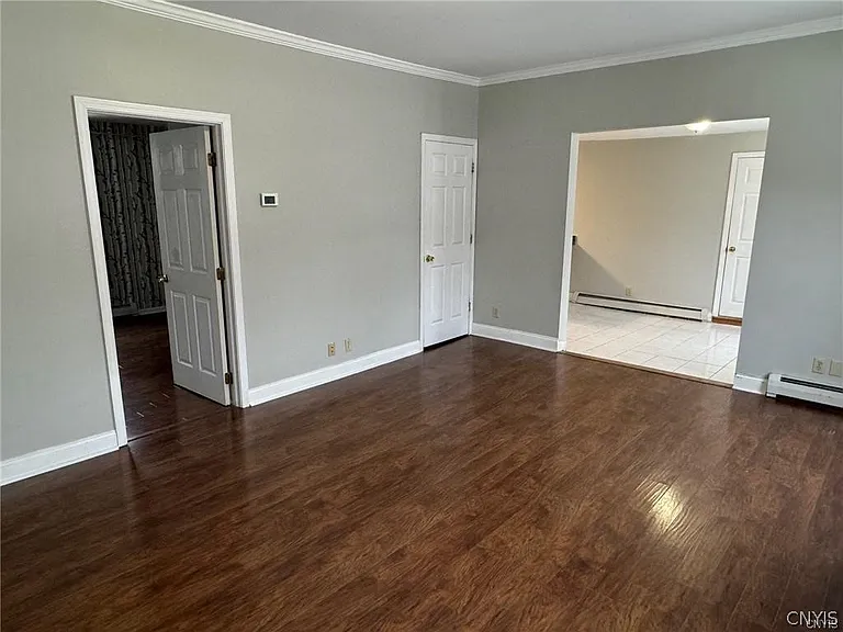 34 Syracuse St — Photo 5