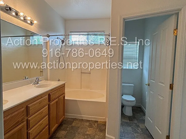 320 Bettencourt Dr — Photo 31