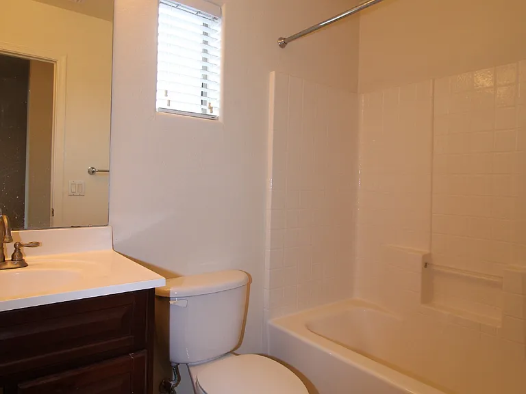 7308 S 37th Gln — Photo 17