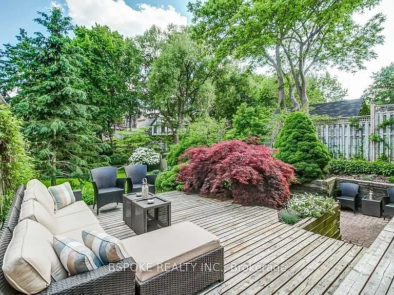35 Bannon Ave — Photo 17