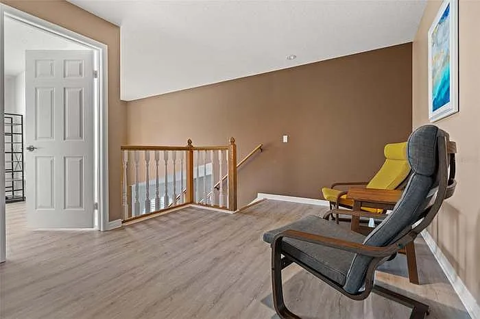 1352 Distant Oaks Dr — Photo 17