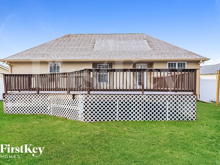 105 Lisa Cir — Photo 18