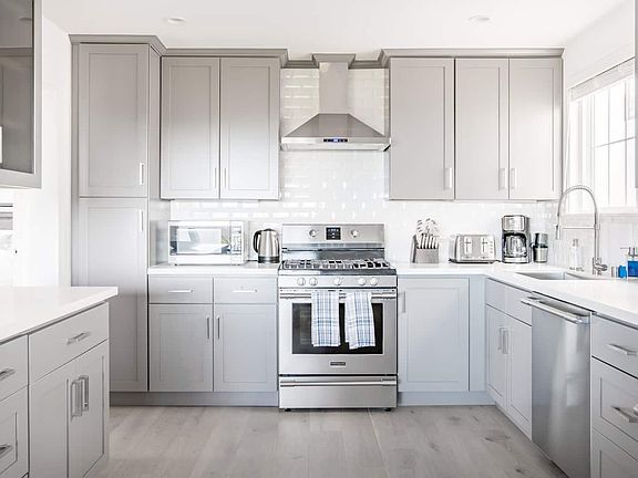 5th image of 97 Southridge Way