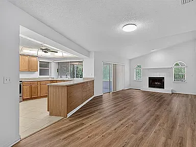 11 Walnut Pl — Photo 4