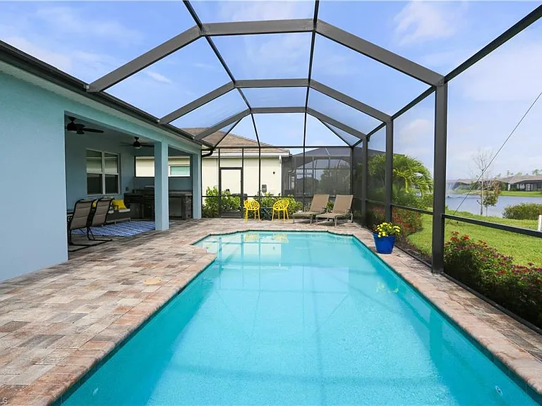 16579 Crescent Beach Way — Photo 3