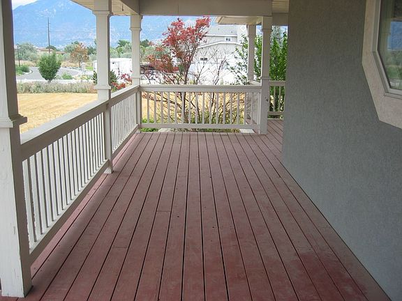 charming wrap around porch