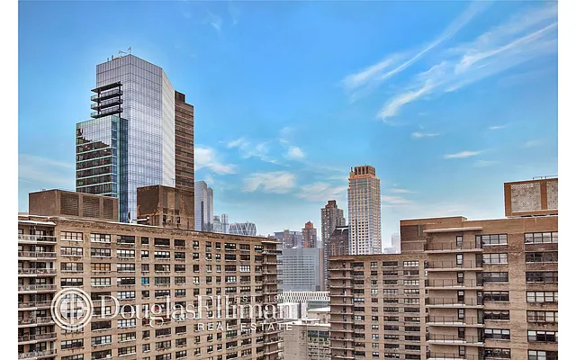 Sold by Douglas Elliman | media 20