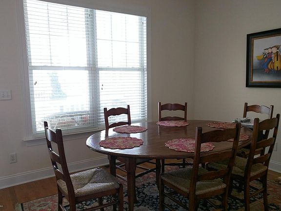 4th image of 805 S 2nd St Unit 1