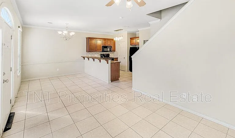 168 Forest Dr — Photo 4
