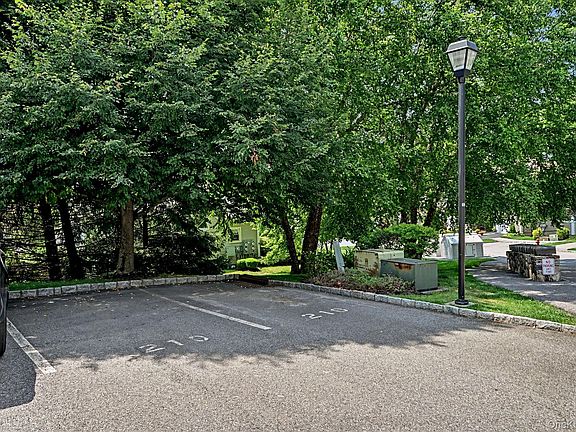 3rd image of 210 Sandpiper Court #210