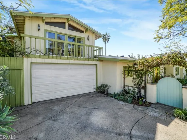 22954 Darien St, Woodland Hills, CA 91364