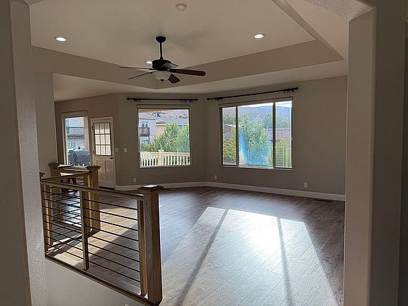 tons of Natural light