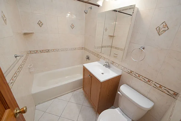 Rented by Compass | media 17