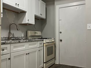 Queen St. Courtyard, Lancaster, PA 17603