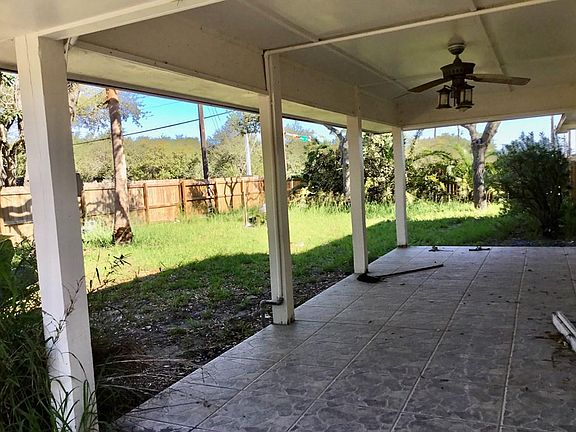 3rd image of 1301 Dana Dr