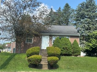 1032 S Cascade St, New Castle, PA 16101