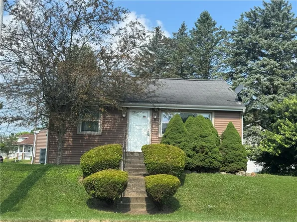 1032 S Cascade St, New Castle, PA 16101