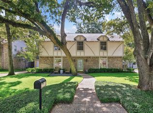 514 Bayou Knoll Dr, Houston, TX 77079