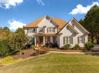 104 Masters Cir, Woodstock, GA 30188