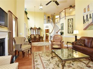 21 Carnival Ter, West Warwick, RI 02893