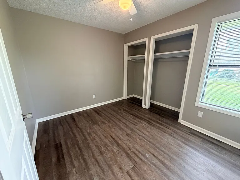 4 Lakeland Ct — Photo 14