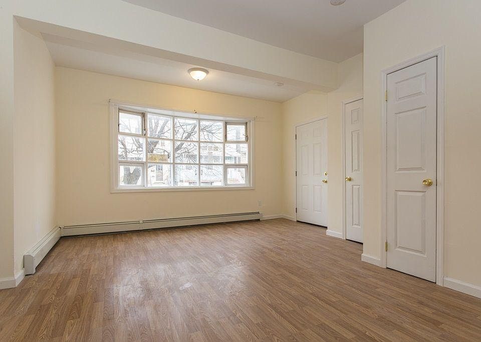 2nd image of 103 Irving St Unit 1B