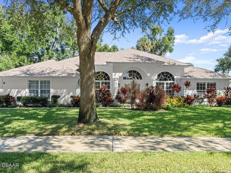 1st image of 9 Emerald Oaks Ln