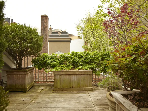 77 Bedford Street image 1 of 8