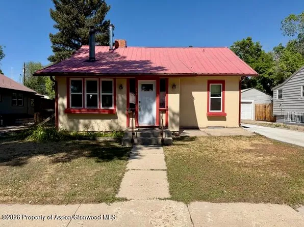 740 School St, Craig, CO 81625