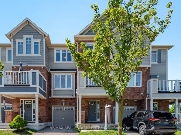 221 Slingsby Lndg, Milton, ON L9T 8N5