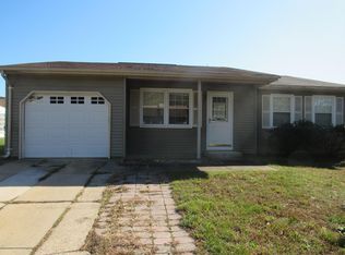 46 Augusta Rd, Manchester Township, NJ 08759