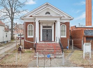 1416 W 57th St, Cleveland, OH