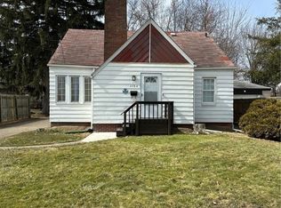 1132 Packard Dr, Akron, OH 44320
