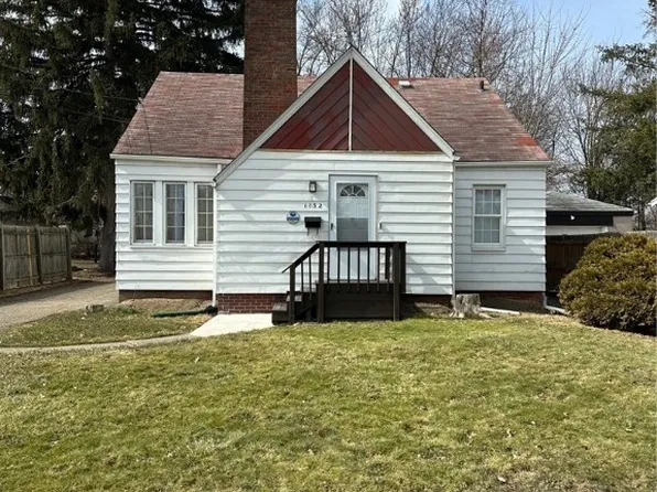 1132 Packard Dr, Akron, OH 44320