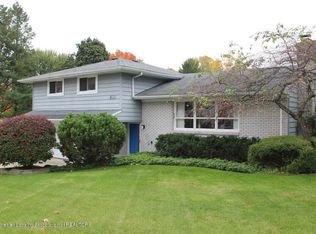 1268 Cedarhill Dr, East Lansing, MI 48823