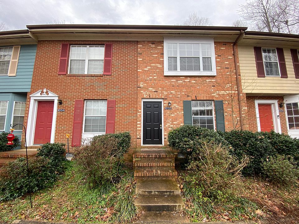 1st image of 16132 Clarence Ct