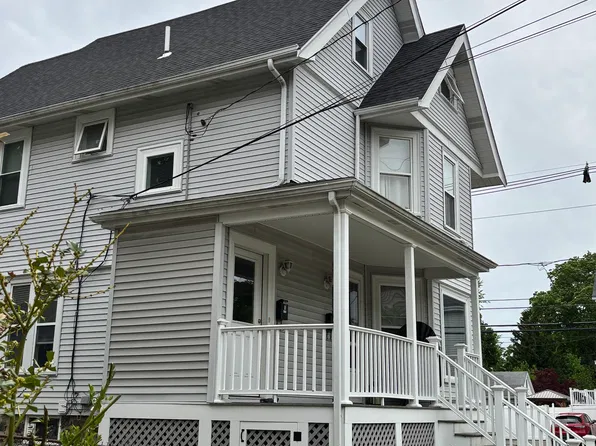 1 Fuller St #1, Waltham, MA 02453